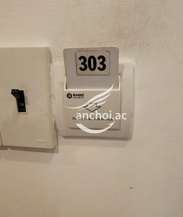 Đã gặp em rất xinh đẹp dễ thương nhỏ nhẹ mong được gặp em nhiều
