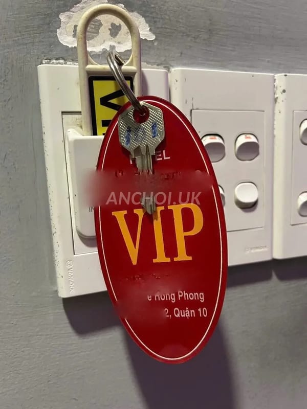 nhìn hình là ấn tượng với quả body khủng của em rồi, gặp tận mặt còn nứng nừng n — ảnh 4