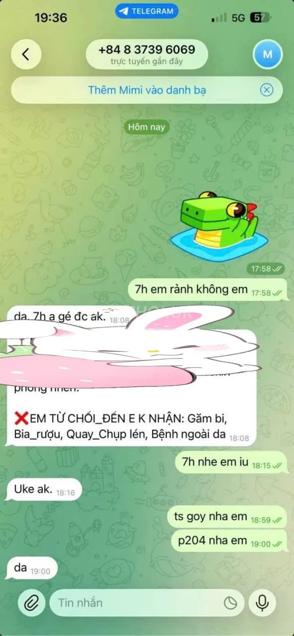 Gặp em hôm nay chắc phải đăng ký vé tháng quá :)) em dễ thương gì đâu, nhìn phát — ảnh 4